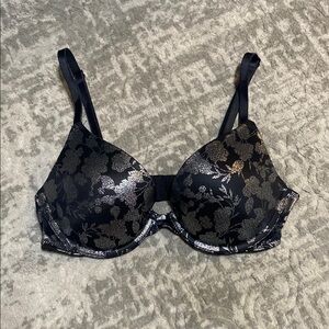 NWOT PINK Victoria secret black & silver, wear everywhere bra. Size 32b